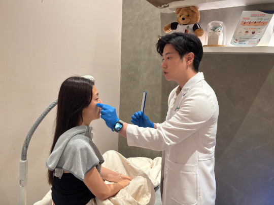 鄭瑞德醫師協助抬頭紋・皺眉紋・魚尾紋一次到位，12U+12U+12U怎麼分配｜案例分享：Jaly